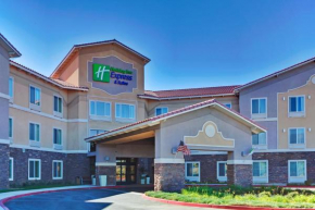 Гостиница Holiday Inn Express Hotel & Suites Beaumont - Oak Valley, an IHG Hotel  Бомонт